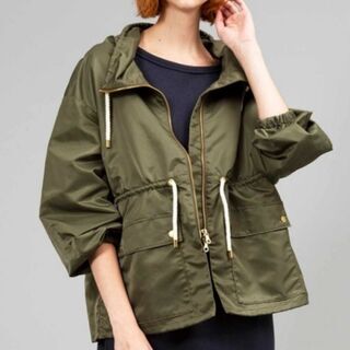 未使用のブランド・ナイロンジップブルゾン等あげます。