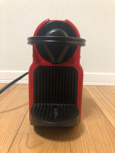 中古　ネスプレッソ コーヒーメーカー イニッシア ルビーレッド C40RE