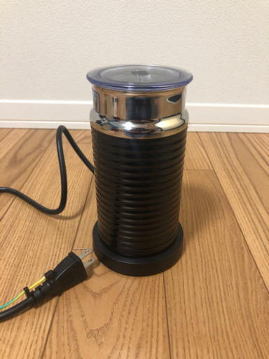 中古　ネスプレッソ エアロチーノ（ミルクフォーマー）