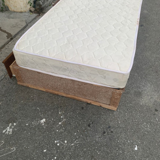 シングルベットの画像