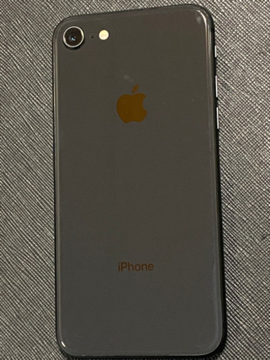 iPhone8 64GB SIMロック解除済