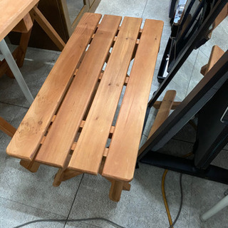 屋外用　ダイニングテーブルセット　折りたたみ可能　パラソル付き　リサイクルショップ宮崎屋20.11.1の画像