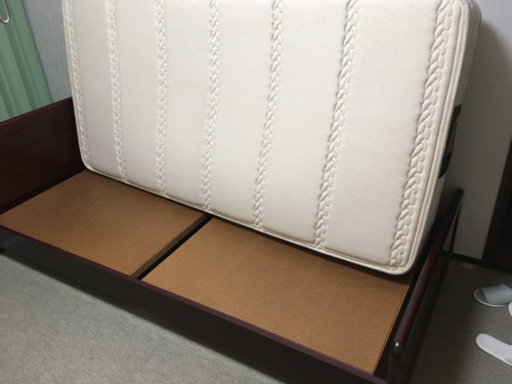 シングルベッド　台とマットレス