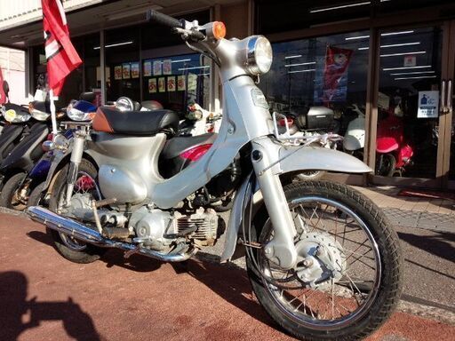 NO.3515　リトルカブ　４サイクルエンジン　セル付き　４速ギヤ　リトルカブラ仕様　シルバー　☆彡
