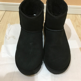 UGG   CLASSIC MINI II 箱付き