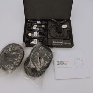 SteelSeries ArctisPro Wireless イヤーパッド2種付の画像