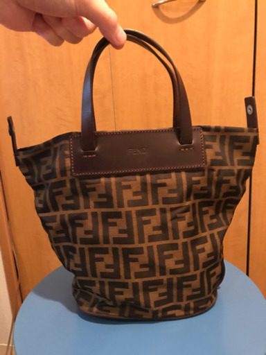 新品 FENDI ハンドバッグ カバン☆