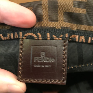 新品 FENDI ハンドバッグ カバン☆の画像
