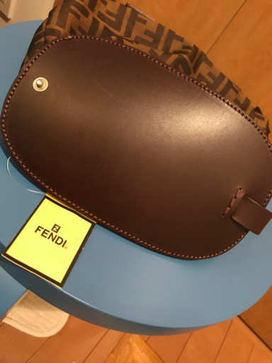 新品 FENDI ハンドバッグ カバン☆