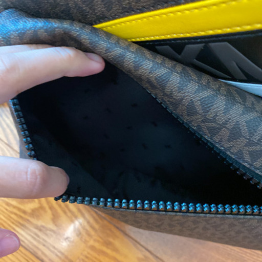 MICHEAL KORS 定価10万円 バッグ！！