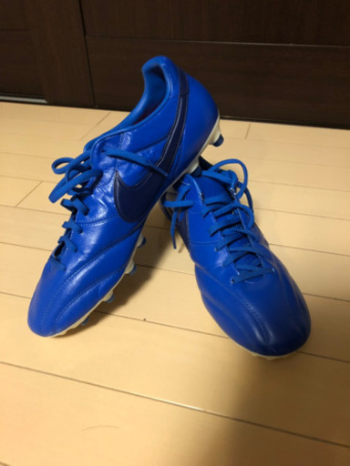 ナイキ　サッカー　スパイク　限定品