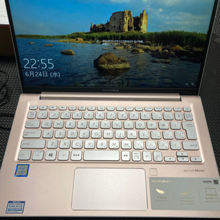 ASUS VivoBook ノートパソコンの画像