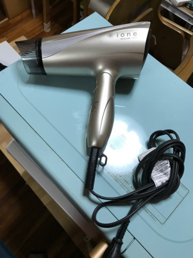 イオネ マイナスイオンヘアードライヤー ゴールド TID451 2018年製