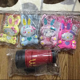 カラフルバニーセットとタンブラーの画像