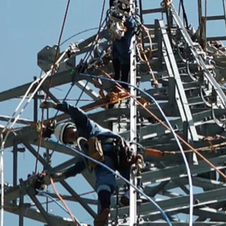 送電線電工　鉄塔塗装工の画像