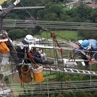 送電線電工　鉄塔塗装工の画像