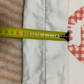 斜めがけバックの画像