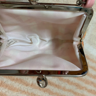 手提げがま口財布の画像