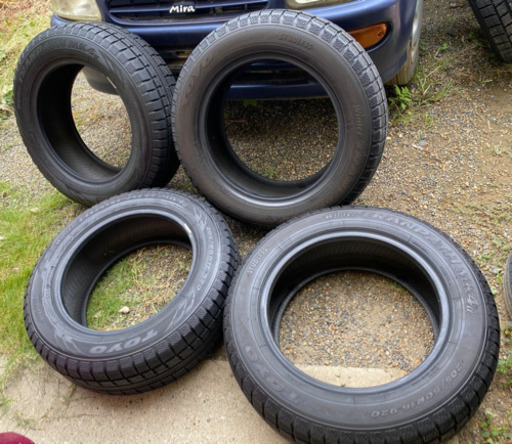 スタッドレスタイヤ 2016年製 205/60R16 トーヨータイヤ ウインタートランパス 4本セット 残溝7mm