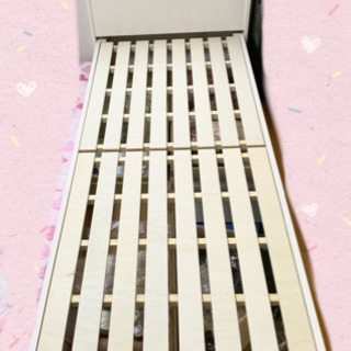 美品　値下げ　シングルベッド　収納ベッド 姫系 棚コンセント付き 引出し付きセミシングルフレーム