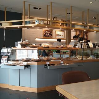 代官山駅から徒歩1分！駅近のカフェで一緒に働いてみませんか？の画像