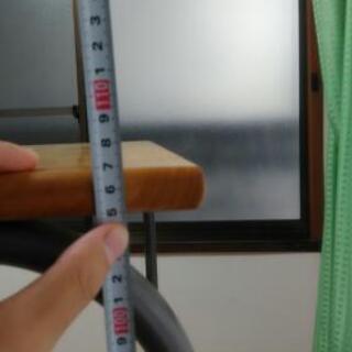 パソコンデスクの画像