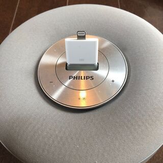 PHILIPS Fidelio/フィデリオ 【寝室にぴったりな一台】ドッキングスピーカー DS1100の画像