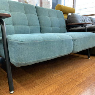 ノーブランド品! ブルー系統の2人掛けソファです♪の画像