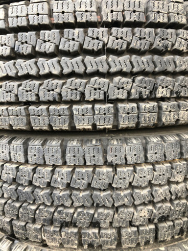 225/80R17.5バリ溝再生タイヤ6本セット激安❣️中型トラック　ダンプ等に