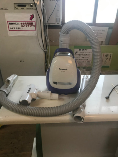 JH01238 パナソニック電気掃除機 2017年製 紙パック式 MC-PBH6A-AH.