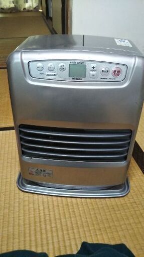 ダイニチ　2016年製石油ファンヒーター　木造６畳　動作確認済