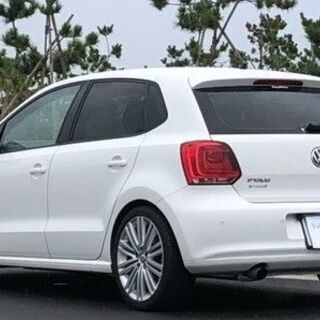 フォルクスワーゲン★ポロ★ＴＳＩハイライン★25年★車検R4年7月　　◎緊急値引78万円が…★込々635,000円★しかも！スタッドレスセットサービスの画像