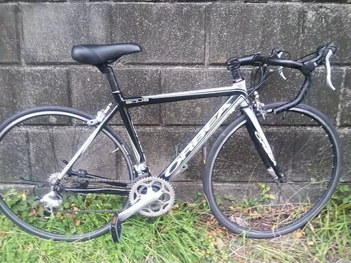 ORBEA　ロードバイク　ちょっと古いモデルですがメンテナンス中です。
