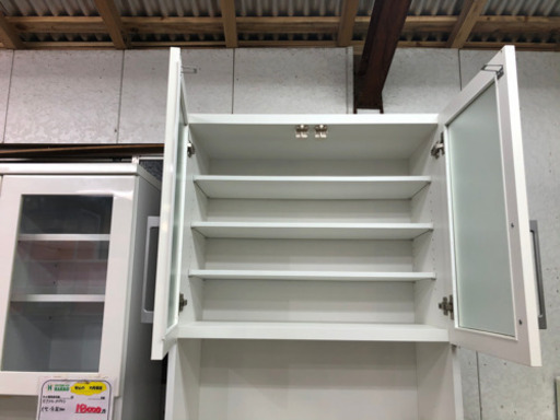 【リサイクルサービス八光、田上店　配達・設置OK 】ホワイト　食器棚