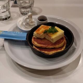 明日お茶できる方いますか〜☕