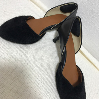 ロペピクニック パンプスの画像