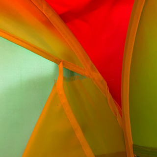 トンネル付きボールプールの画像