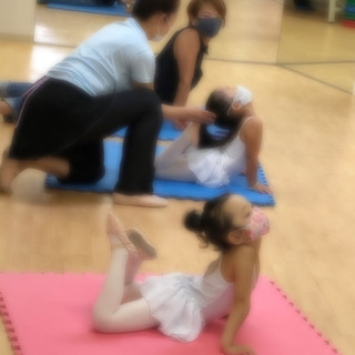 親子でチアとバレエ！両方、倣えますの画像