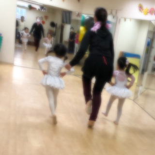 親子でチアとバレエ！両方、倣えますの画像