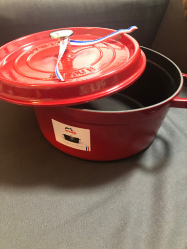 staub ココットラウンド 26cm チェリー 40509-840(1102606)