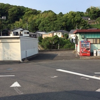 リフォーム後に事務所兼住宅を売却いたします（2階建て駐車場付）。
