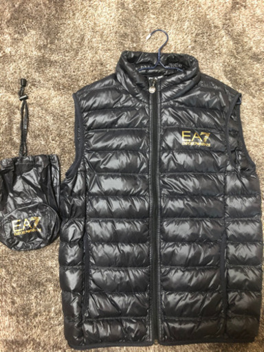 エンポリオアルマーニ ダウンベスト