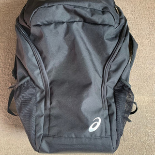 値下げします❗️asics リュック　約35L