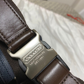 『最終価格』COACH トンプソン　ボディーバッグの画像