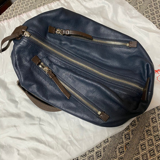 『最終価格』COACH トンプソン　ボディーバッグの画像