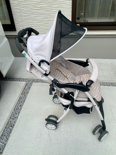 aprica マジカルエアープラス　クリスタルグレー