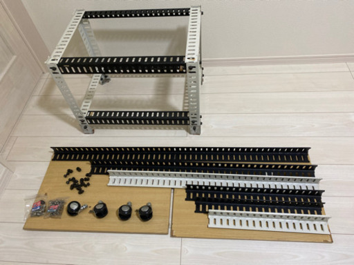 【DIY】スチール製 L型 アングルセット テレビ台付き