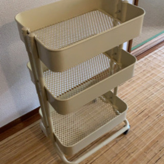 IKEA ワゴンの画像