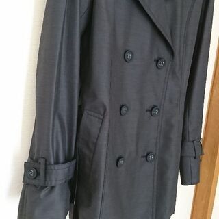 新品未使用 黒のトレンチコートの画像