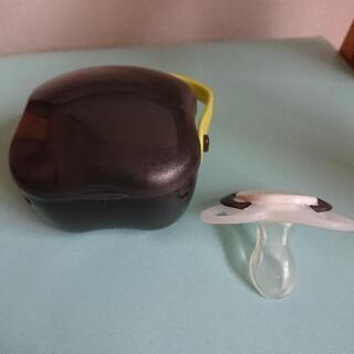 おしゃぶりの画像